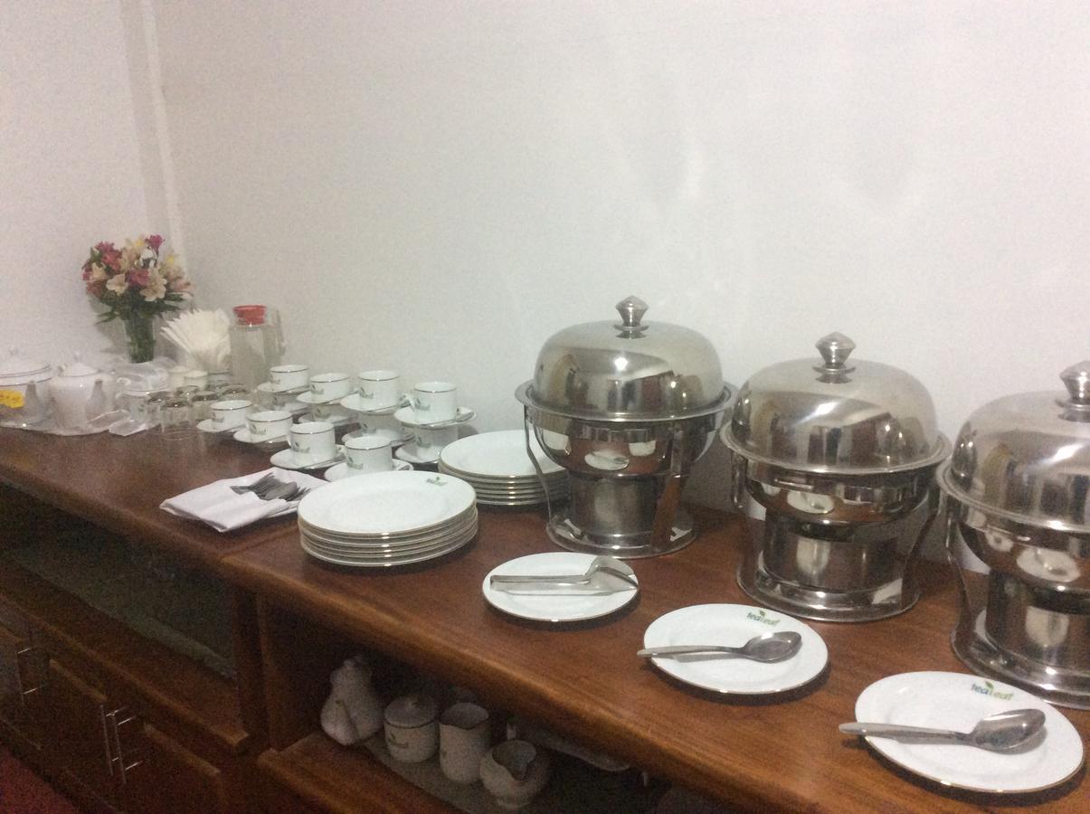 לינה וארוחת בוקר נוארה אליה Tealeaf מראה חיצוני תמונה